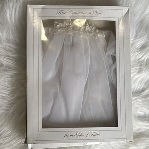 White First Communion Veil